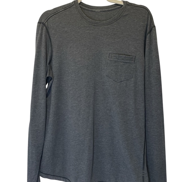 lululemon athletica Other - Lululemon Men's Gray Long Sleeve Shirt with pocket relaxed fit